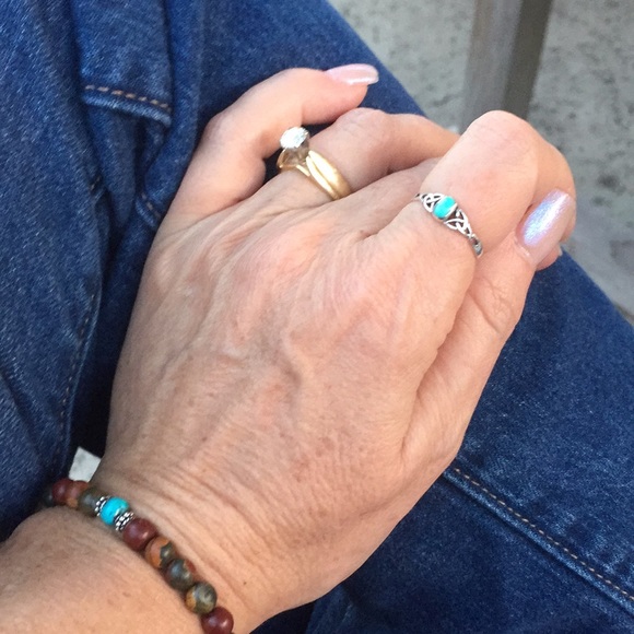 Turquoise Triquetras Band Ring 925 Sterling Silve - Picture 7 of 8